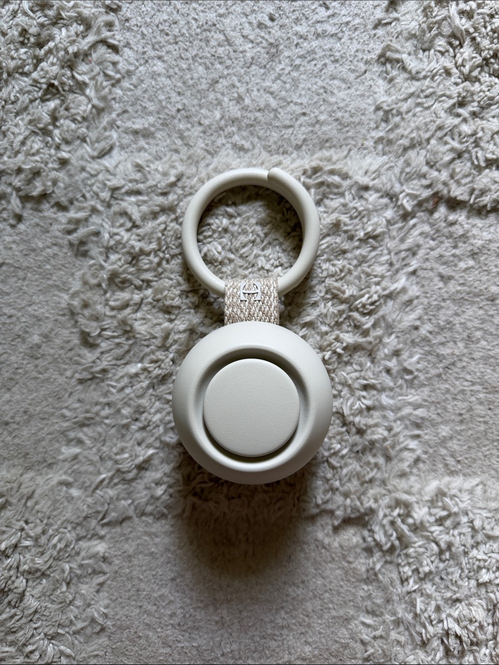 Hatch portable sound machine